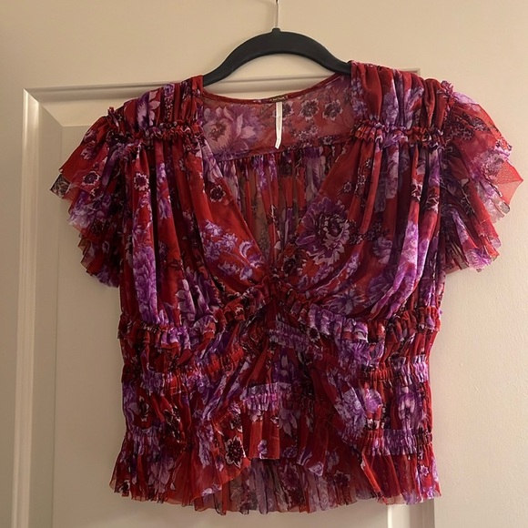 Free People Making Me Smile Floral Ruched Flutter Sleeve Top Size S - Picture 2 of 5